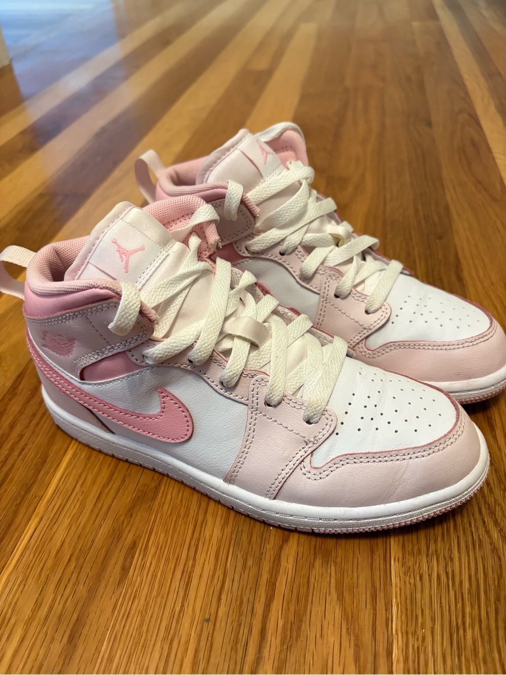 Nike Air Jordan 1 Mid